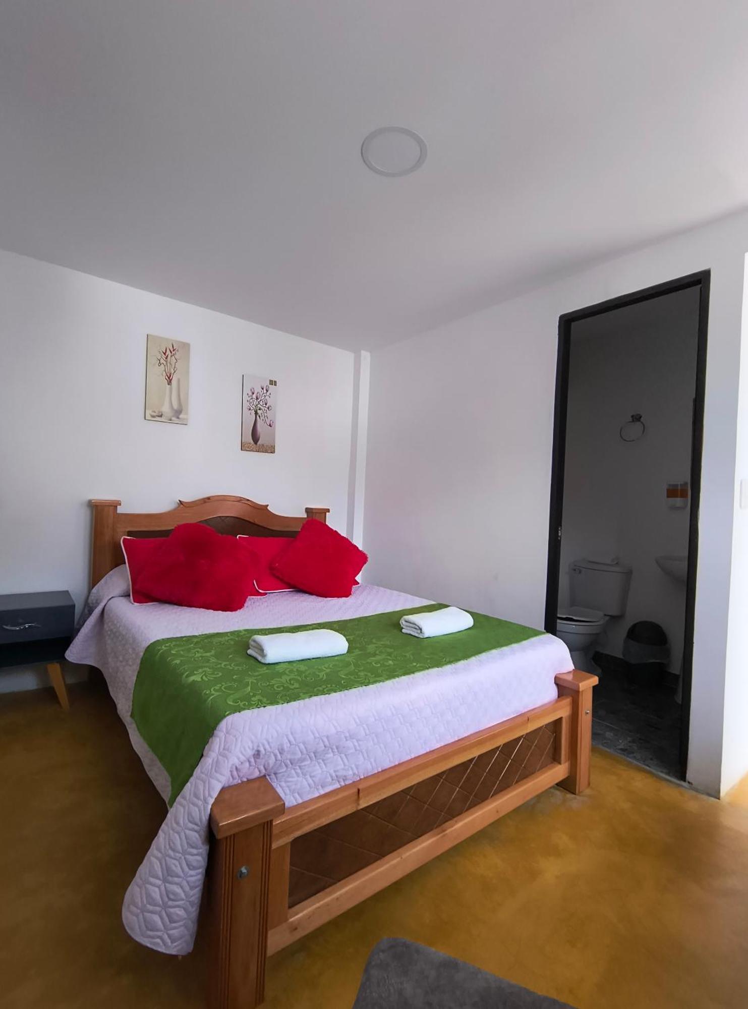Hostal Villa Del Sol Саленто Экстерьер фото