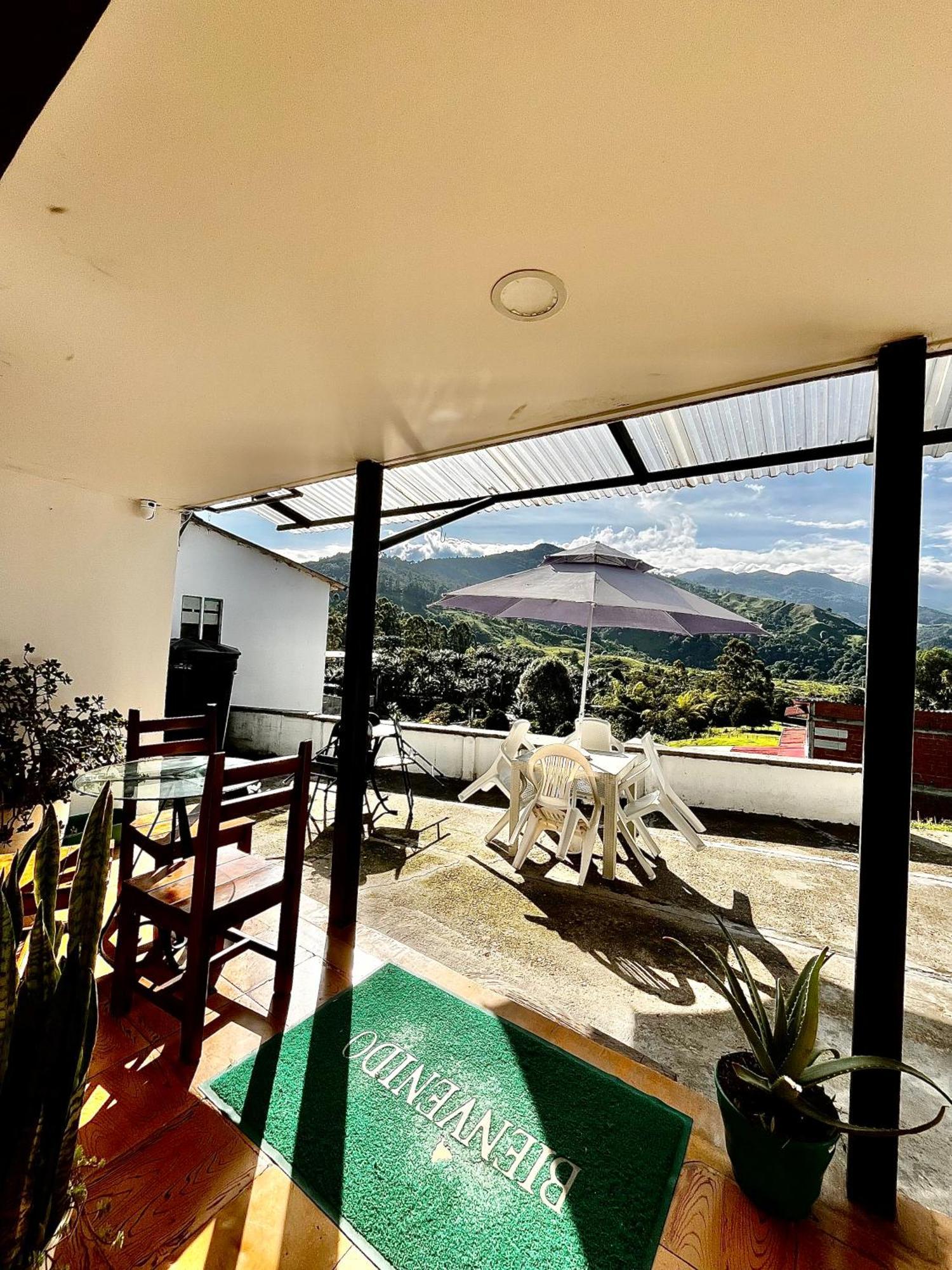 Hostal Villa Del Sol Саленто Экстерьер фото